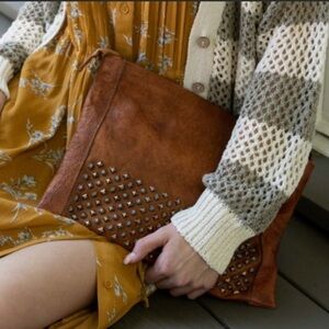 LAST ONE ☝️Leather Studded Shoulder Bag